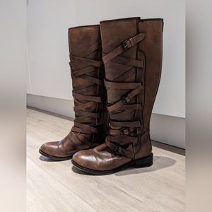 *WIDER CALF* Leather knee-high boots